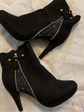 Black‎ Stud-Accent High Heel Ankle Booties